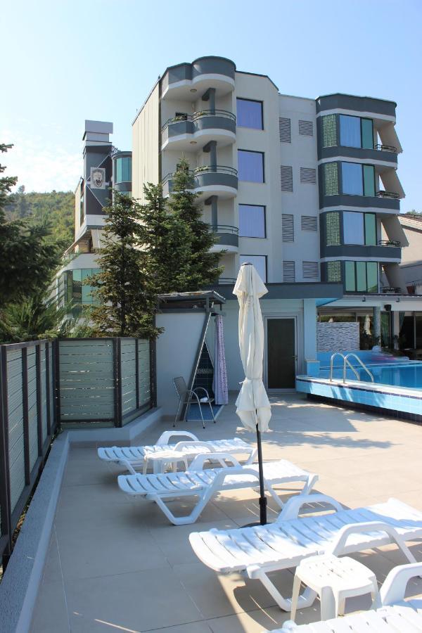 Luander Hotel Тирана Экстерьер фото