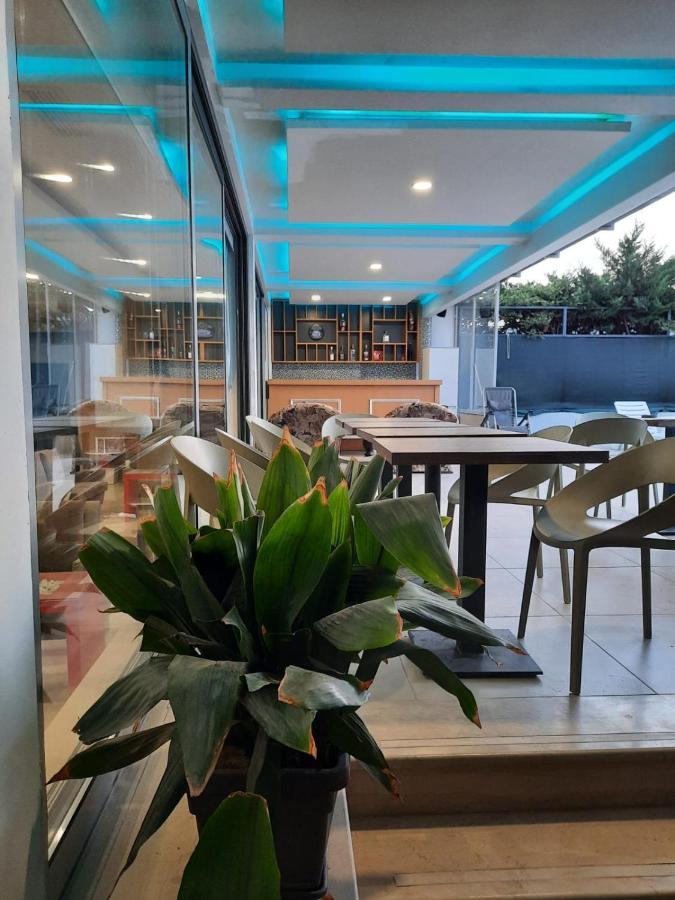 Luander Hotel Тирана Экстерьер фото