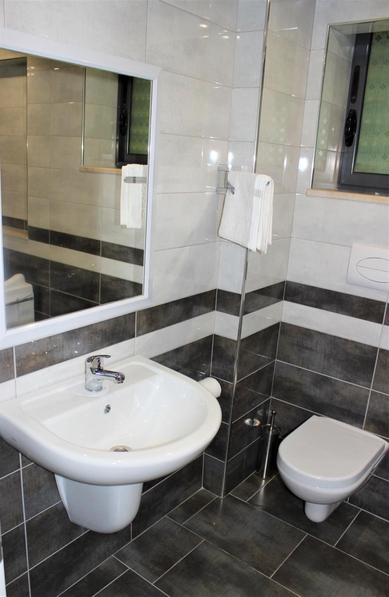 Luander Hotel Тирана Номер фото